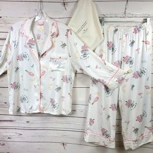 Kate Spade Love is in the Air Pajamas Large